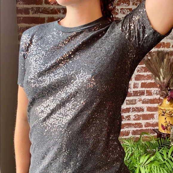 NWT DKNY black sequin short sleeve top - Picture 6 of 8